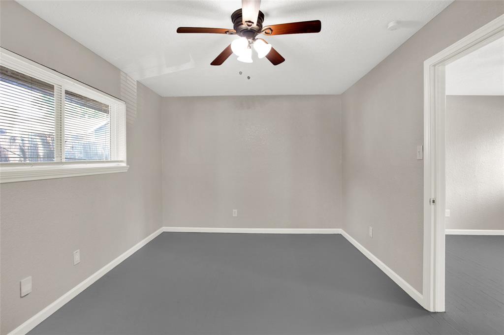 7707 Glover St, Houston, TX 77012