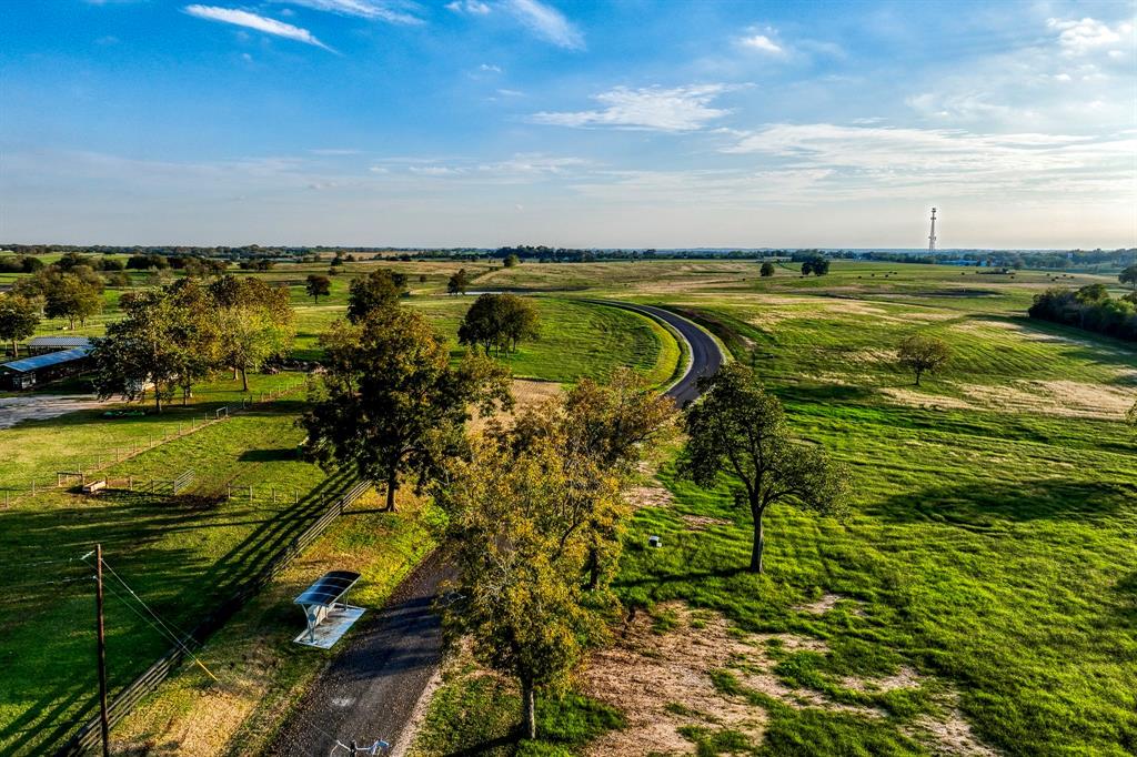 Sunset Hills. 34 small acreage homestites