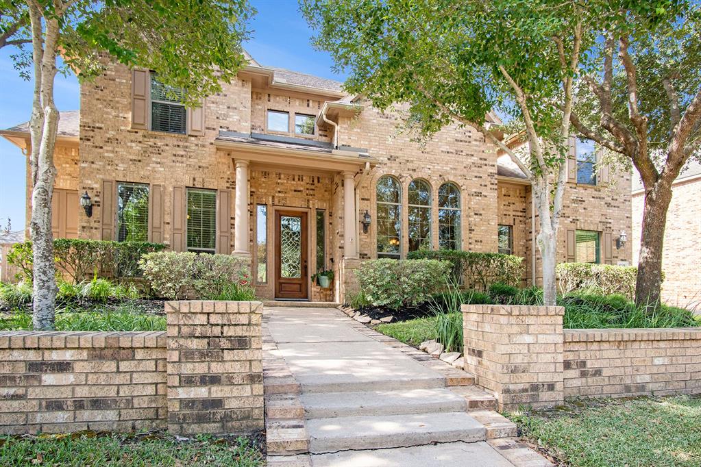 18806 N Thomas Shore Drive, Cypress, TX 77433