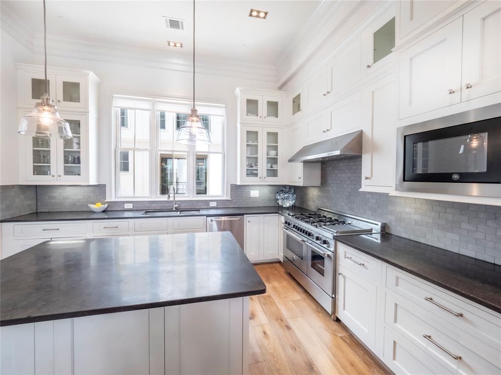 Photo #6: 39507548 Listing 