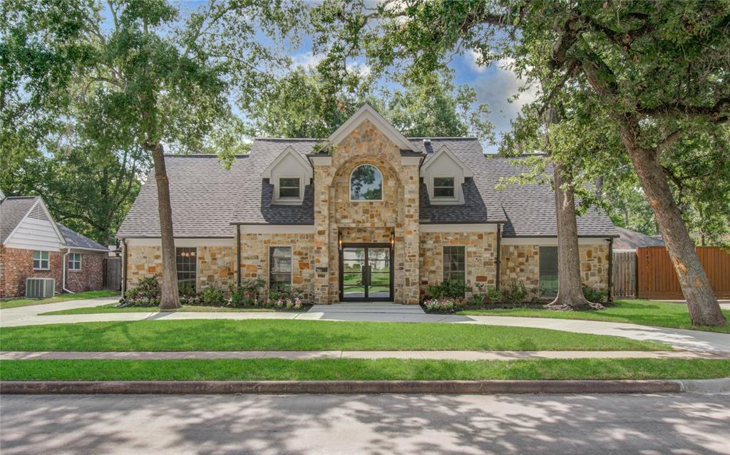 310 N Wilcrest Drive Houston Texas 77079, 23