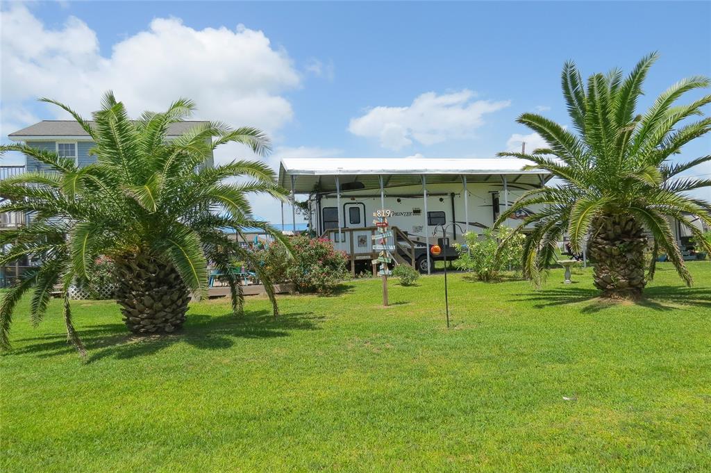 819 Mae Circle , Crystal Beach, Texas image 7