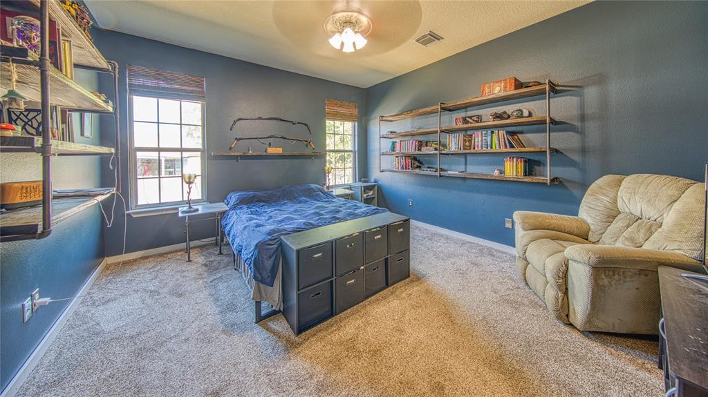 13262 Lake Breeze Ln, Willis, TX 77318