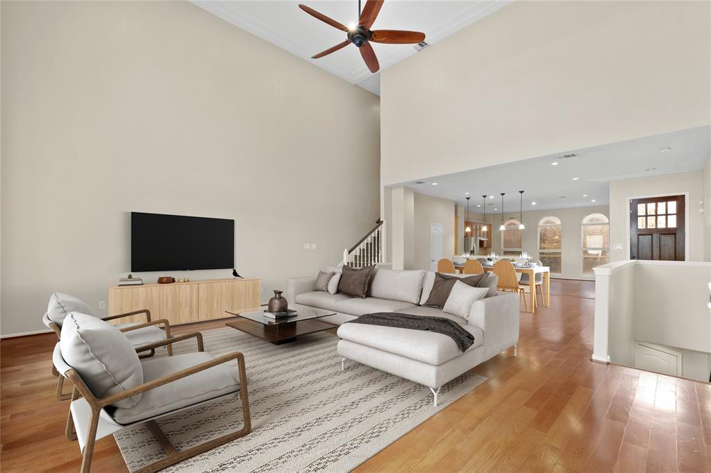 Photo #3: 50342975 Listing 