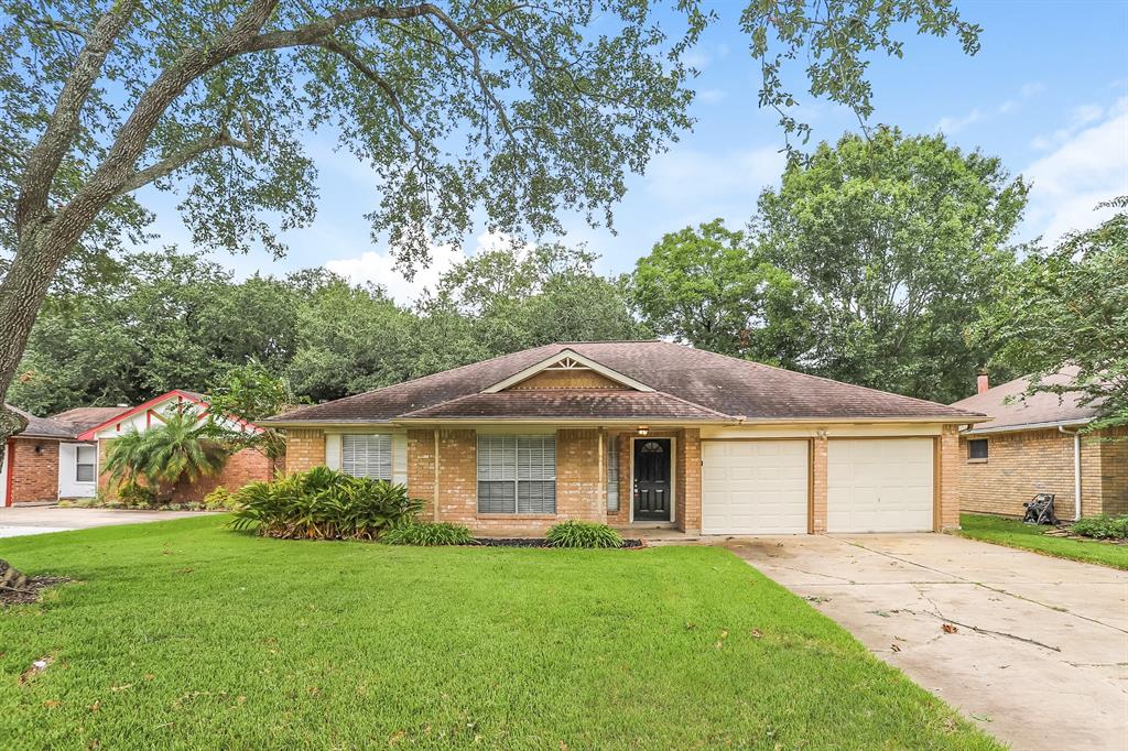 2922  Laurelridge Drive League City Texas 77573, 33