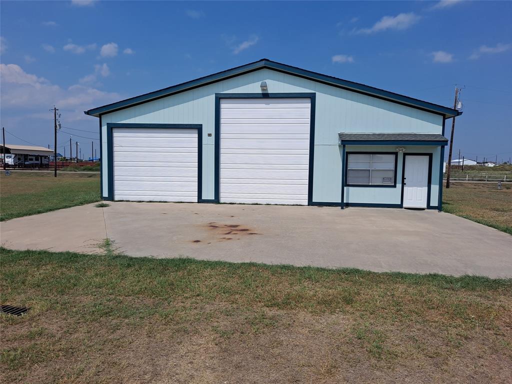 688  Blue Water Boulevard Sargent Texas 77414, 54