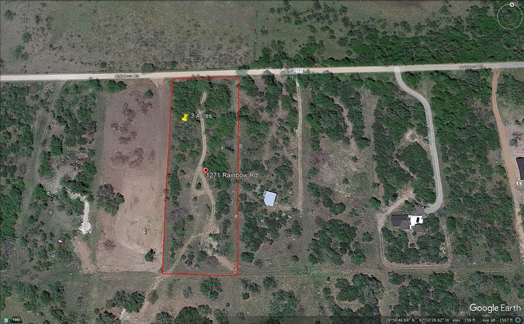 Great building site between Cuero and Victoria in the Thomaston Community. These 3 acres consist of large Live Oak trees with Cuero schools and Dewitt County property taxes. Sellers have already installed electrical system to the property. There is NO water well or septic system. You will enjoy the wildlife roaming around your property and the serene atmosphere that surrounds you. Don't wait long, because this property will not last!!!