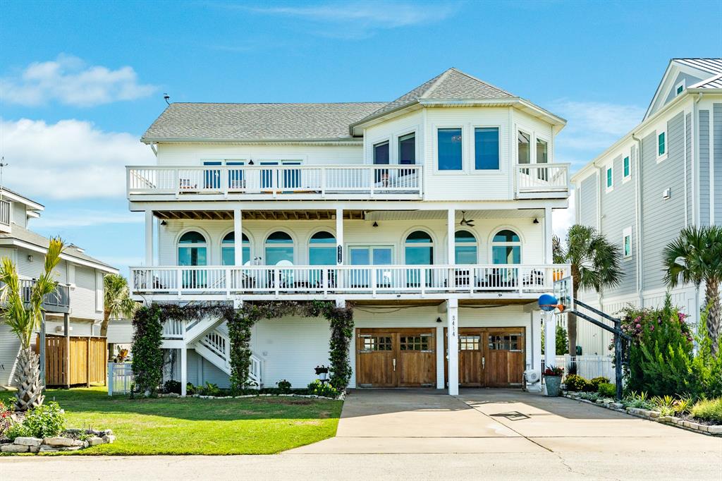 3414  Treasure Circle Galveston Texas 77554, 33