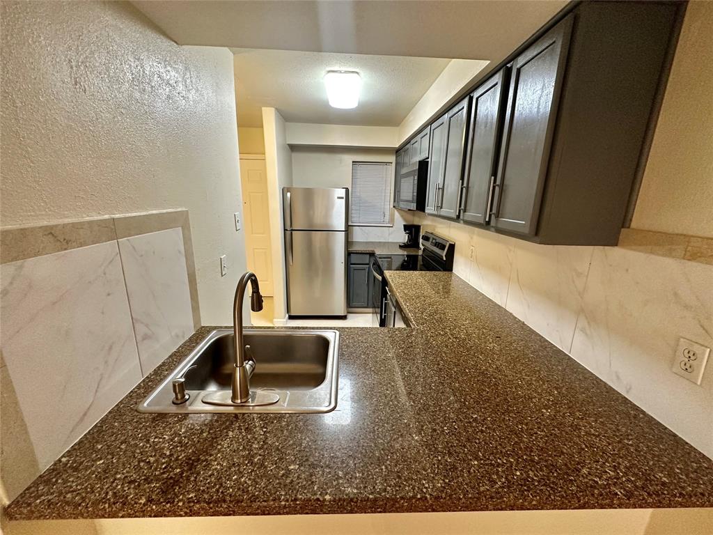 Photo #8: 51443274 Listing 