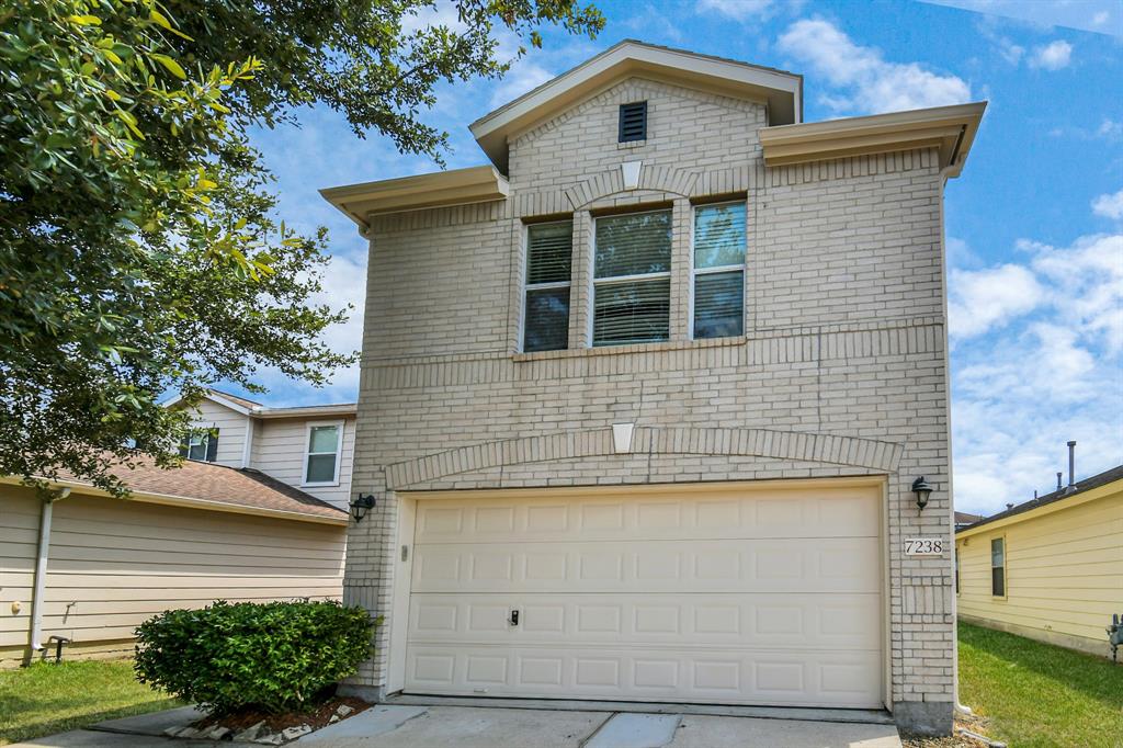 7238 Liberty Hall Dr