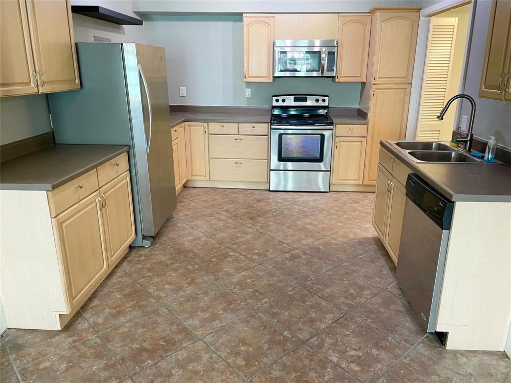 Photo #5: 17153574 Listing 