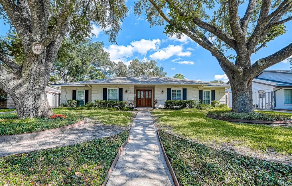 12622  Barryknoll Lane Houston Texas 77024, 23