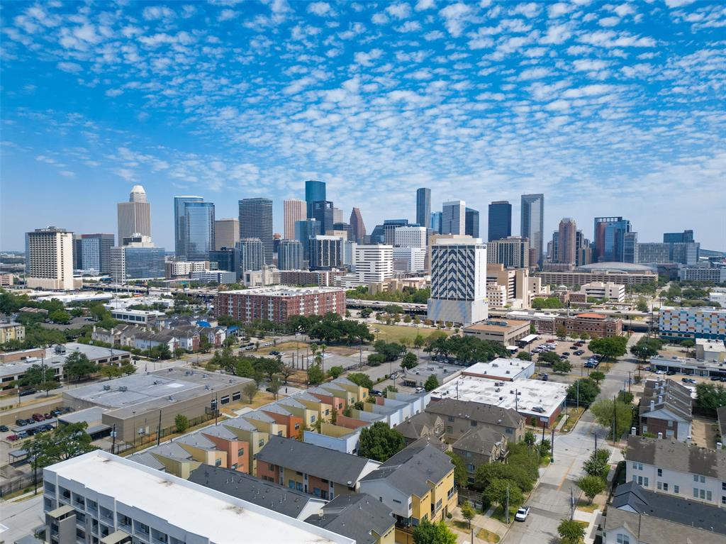 2401  Crawford Street Houston Texas 77004, 16