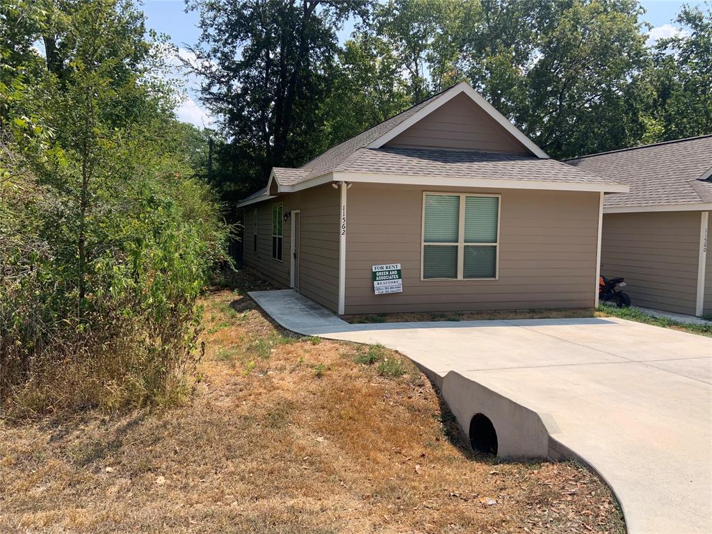 11562  Persimmon Street Willis Texas 77318, Willis