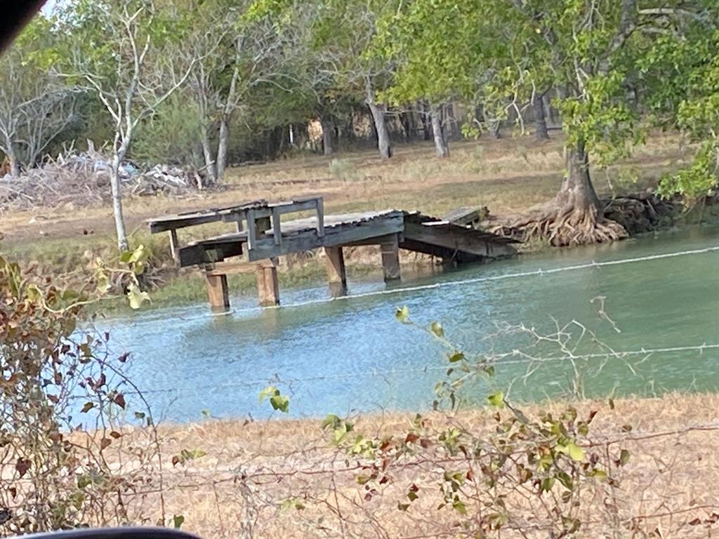 AQUAMARINE WATERS NEARBY - Neighbors property pond nearby