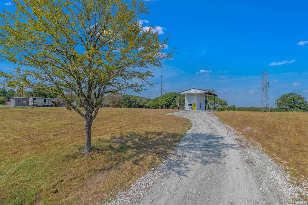 4011  County Road 219  Anderson Texas 77830, 60