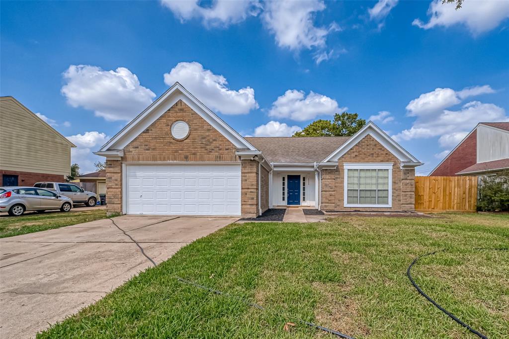 4004  Spring Branch Drive Pearland Texas 77584, 5