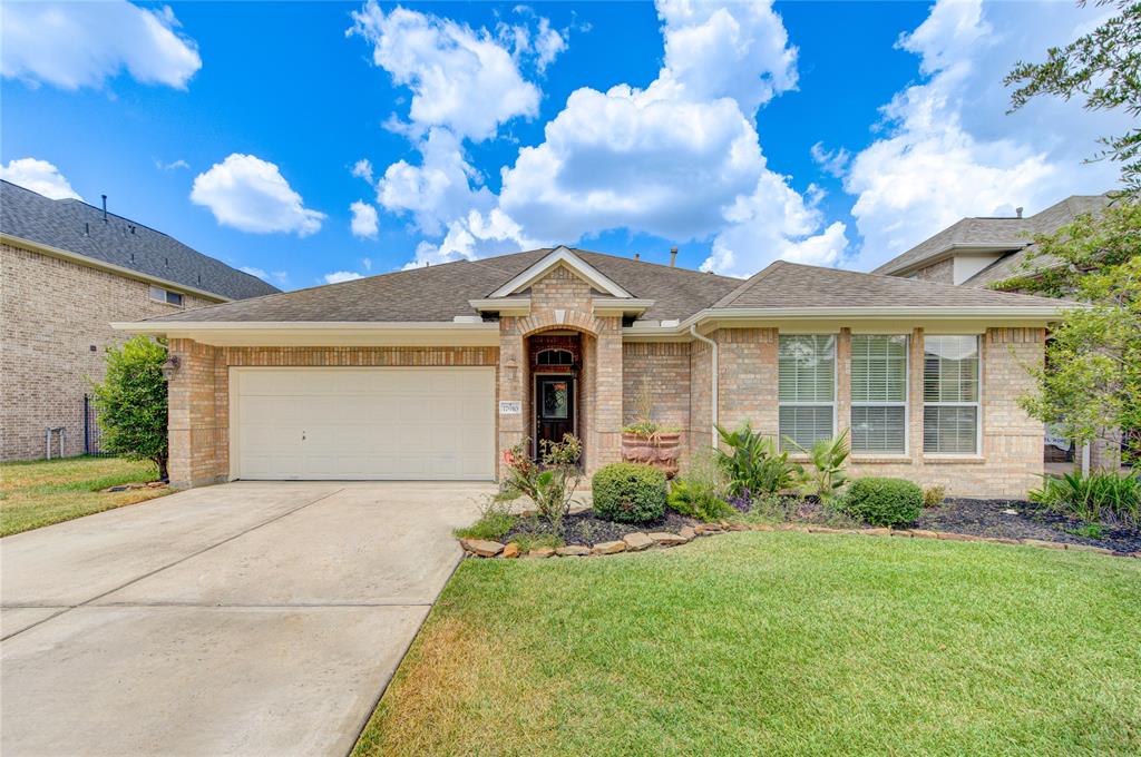 17910 Sugarloaf Bay Dr