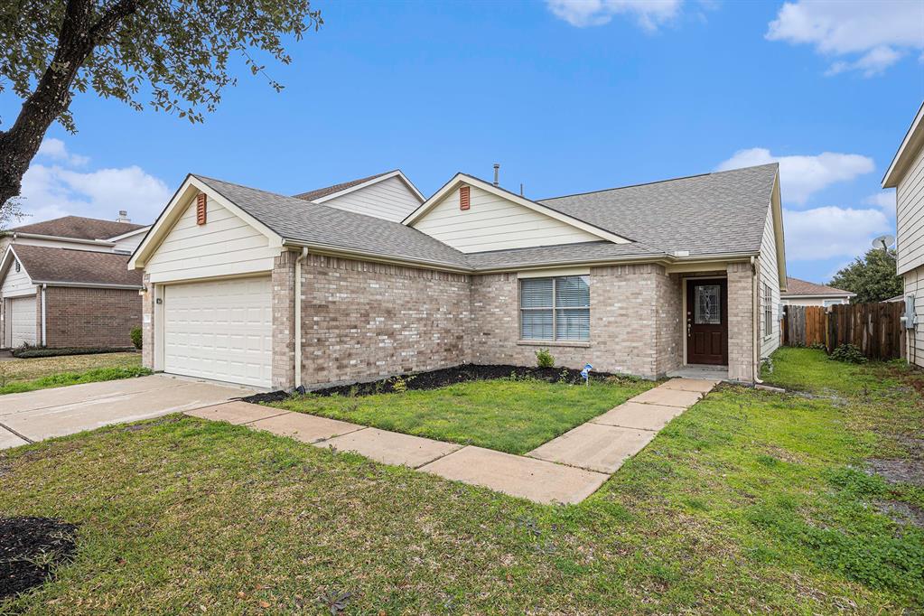 2830 Redwing Grove Way