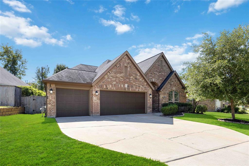115  Pine Crest Circle Montgomery Texas 77316, Montgomery