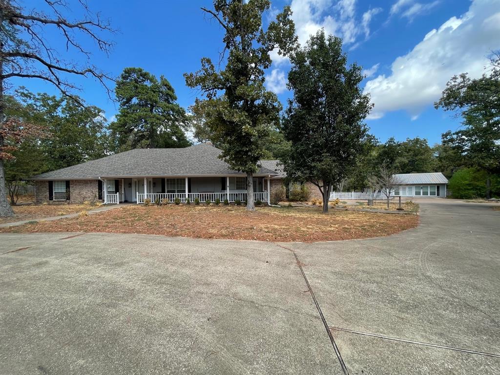 3430  An County Road 2202  Palestine Texas 75803, 75