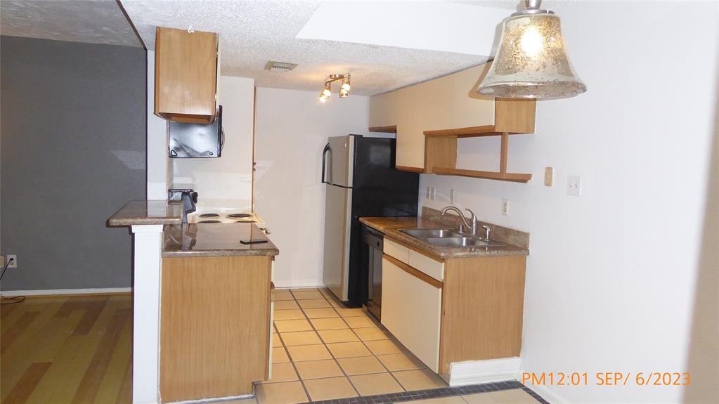 Photo #6: 62149555 Listing 