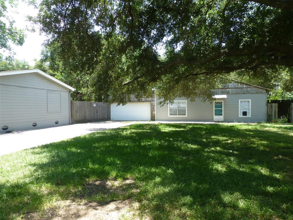 15703 Cypress Garden Drive , Tomball, Texas image 16
