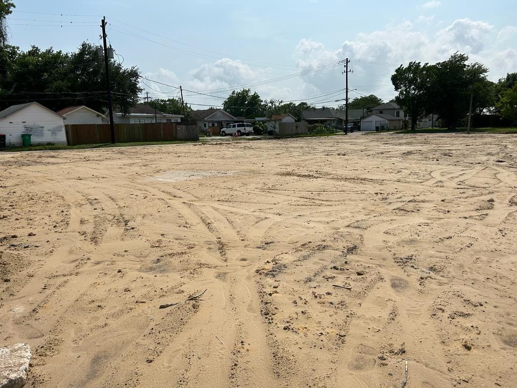 3207  Minnesota Street Baytown Texas 77520, 2