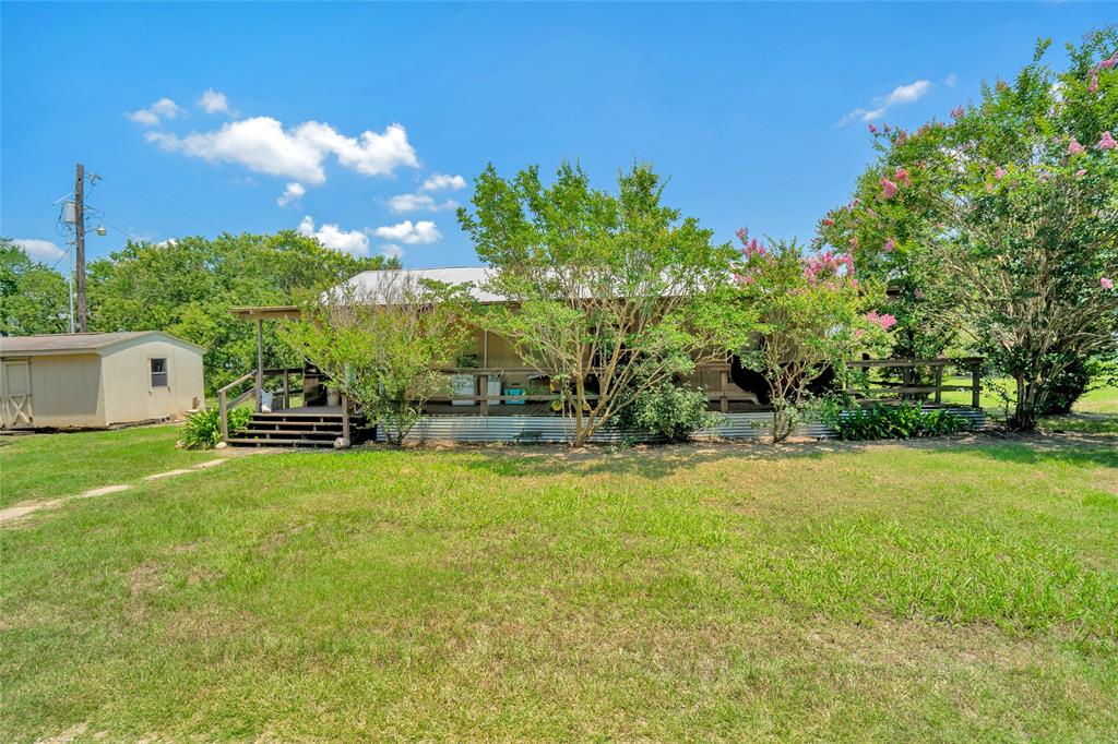 173 Cr 458a  , Thorndale, Texas image 37