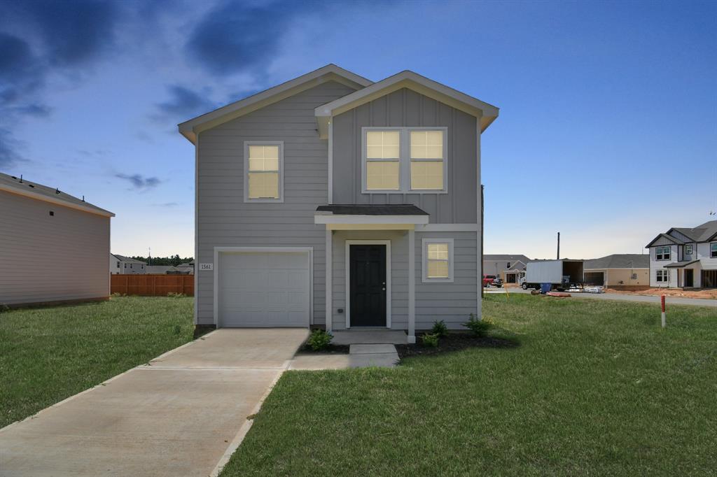 1361  Road 5102  Cleveland Texas 77327, 52