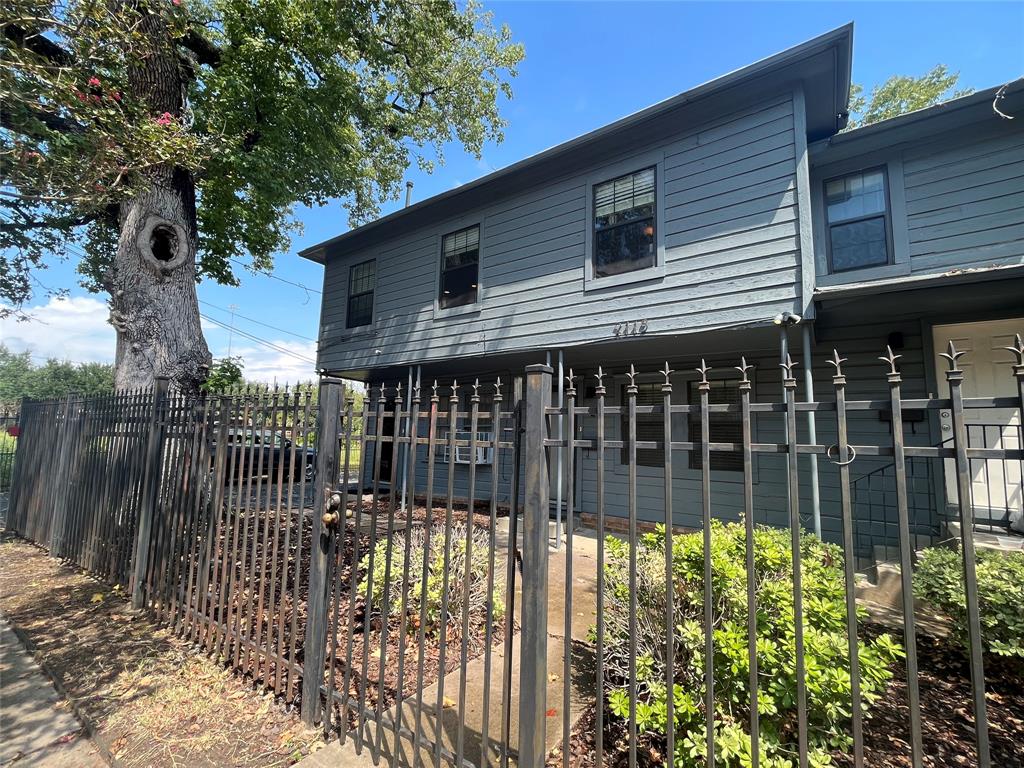 2115  Holman Street Houston Texas 77004, 4