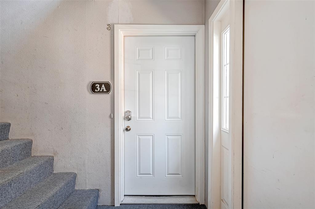5863  Inwood Drive Houston Texas 77057, Houston