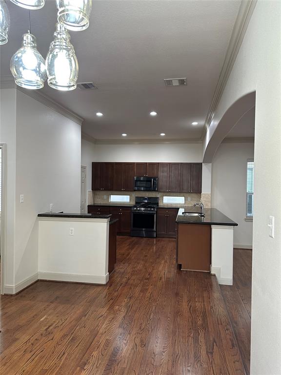 Photo #8: 10735214 Listing 