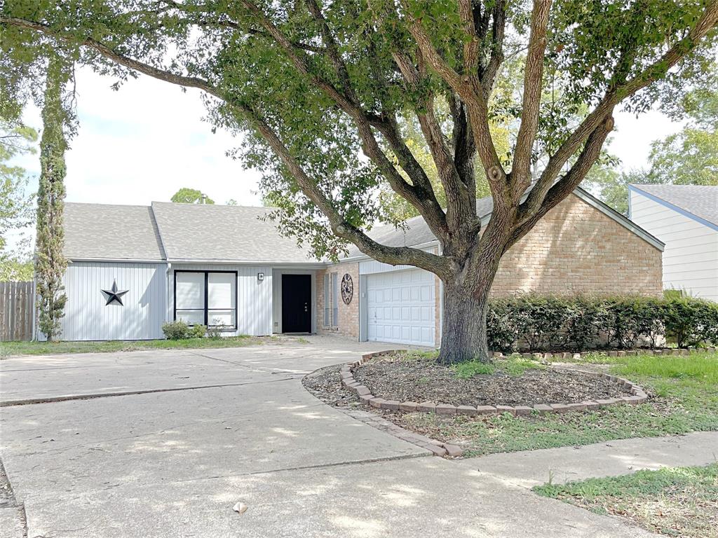 1038  Apache Falls Drive Katy Texas 77450, Katy