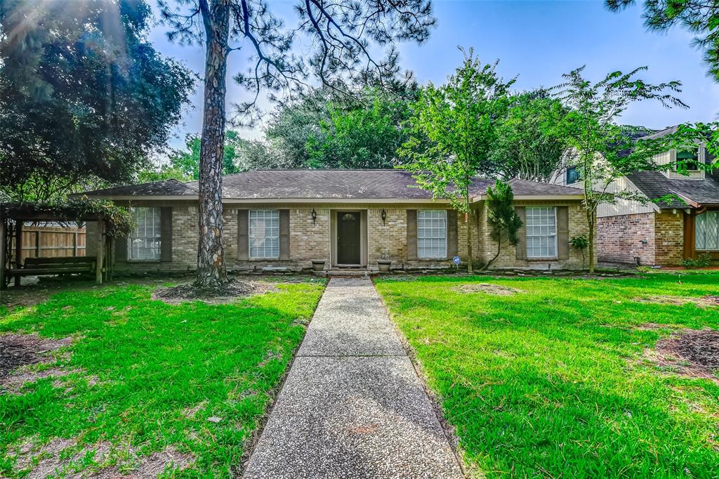 2115  Briarcrest Drive Houston Texas 77077, 31