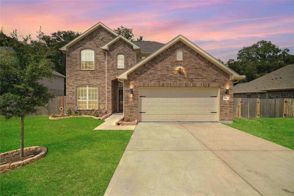 655 W Linnwood Drive New Caney Texas 77357, 40