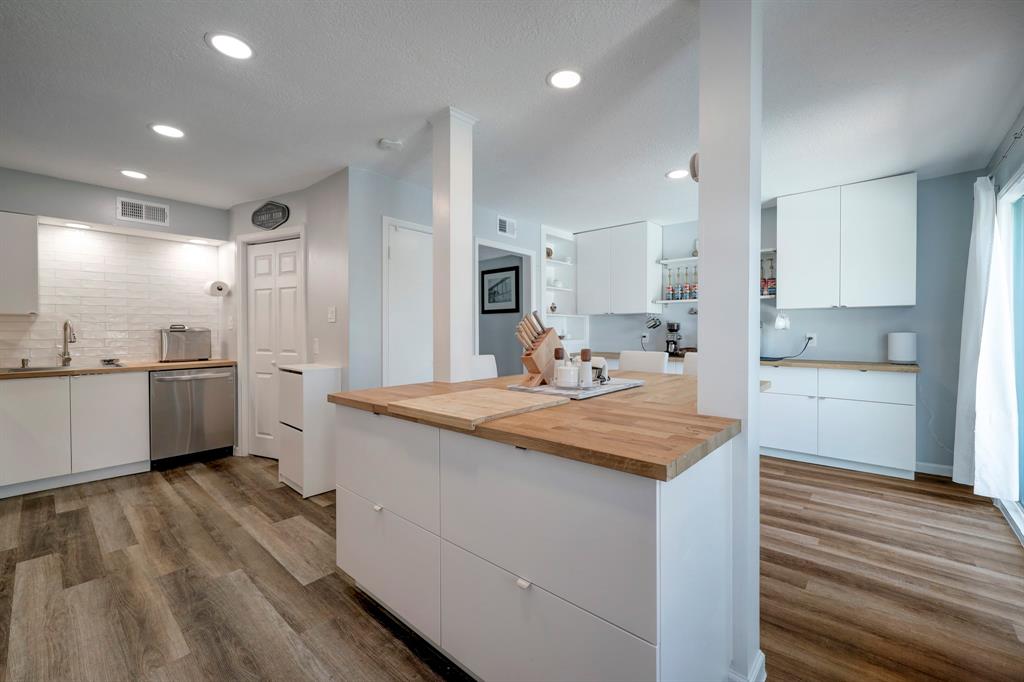 Photo #10: 16333700 Listing 