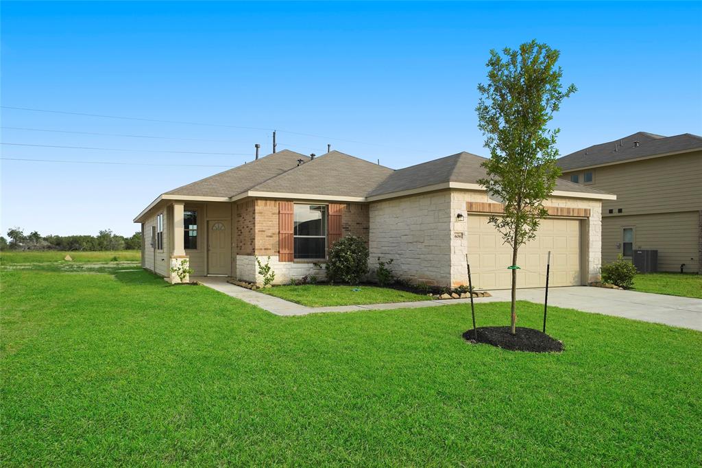 608  Turtle Dove Drive Sealy Texas 77474, Sealy