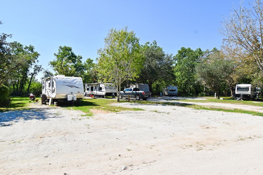 RV Park, Rivers at Bailey Ave Road, Manvel, TX 77578