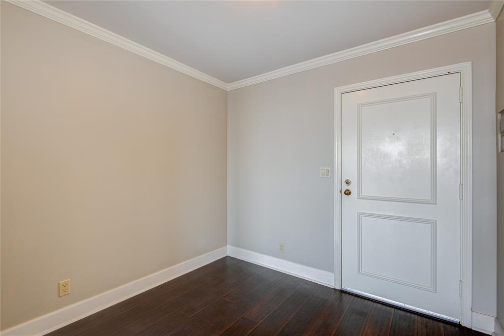 Photo #10: 24581002 Listing 