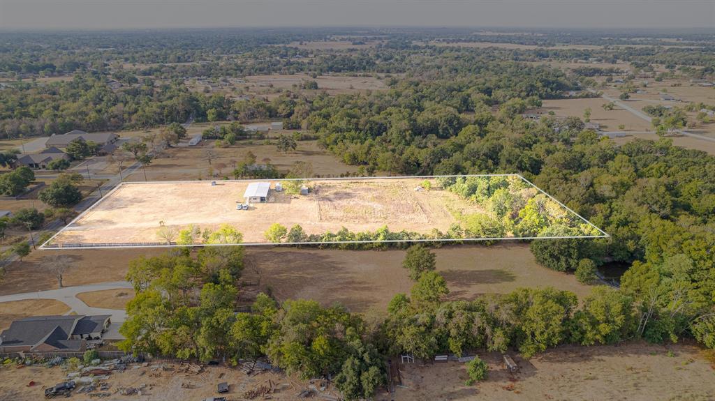 Aerial View North Side. (Lot Lines are Approximate)