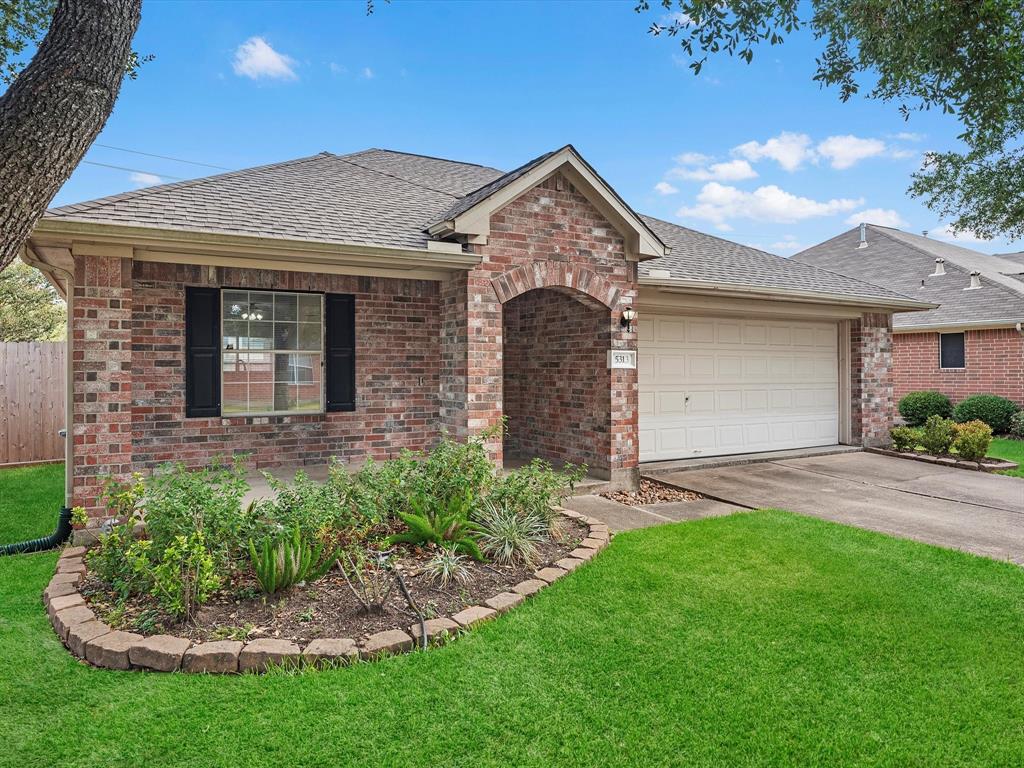 5313  Caprock Drive Pearland Texas 77584, 5