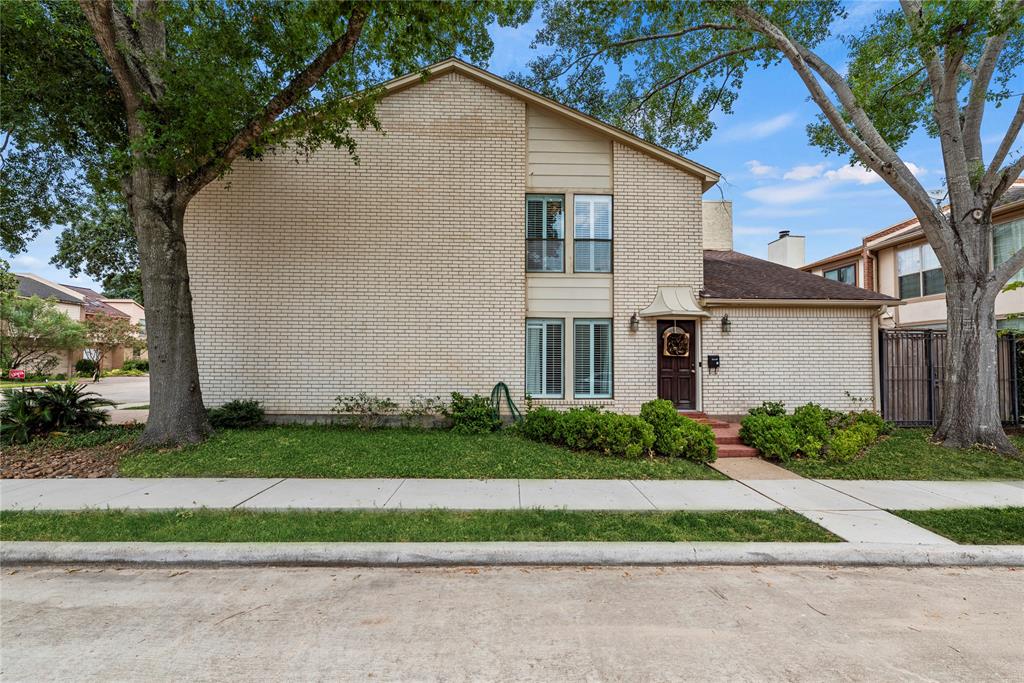 5613  Innsbruck Street Bellaire Texas 77401, 17