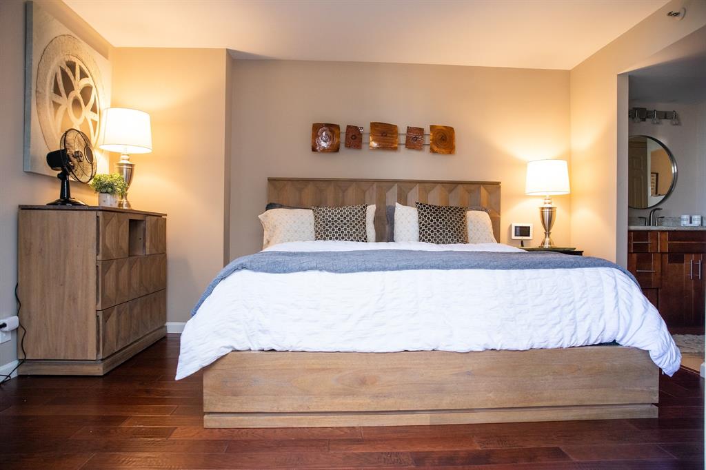 Photo #8: 28410025 Listing 