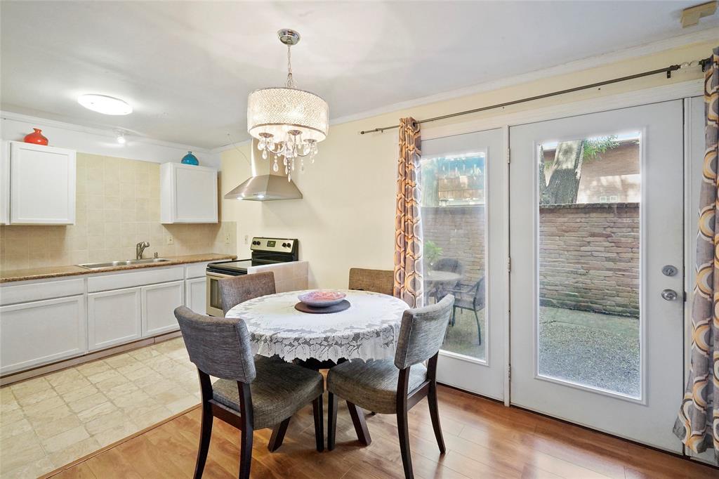 Photo #10: 24087889 Listing 