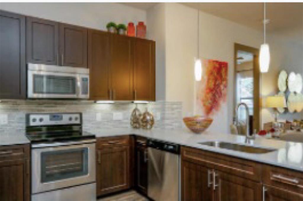 2033 S Gessner Road Houston Texas 77063, 22