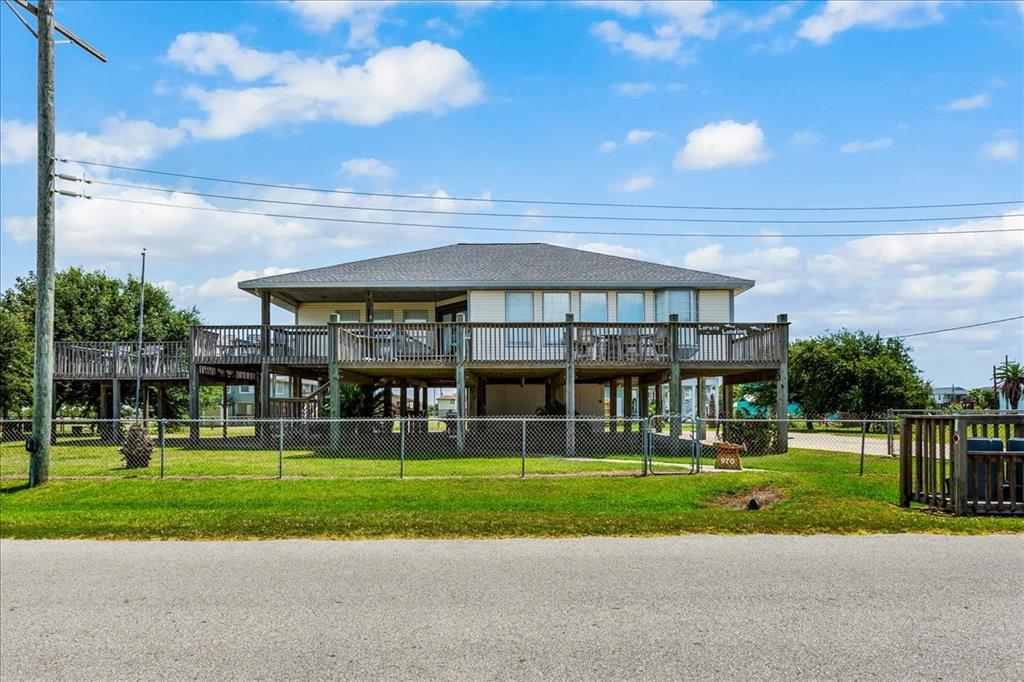 970  Gulfview Drive Crystal Beach Texas 77650, 33