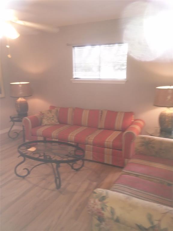 4445  13th Street Bacliff Texas 77518, 33