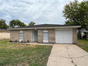 941 Walker, Angleton, TX, 77515