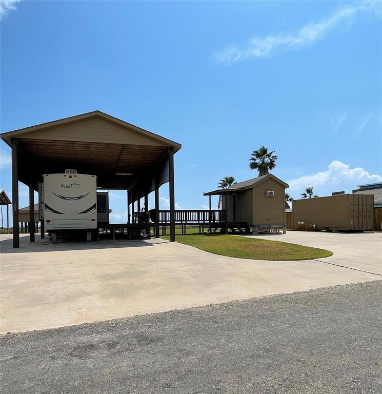 1303 County Rd 203 Caney Court Ct, Sargent, TX 77414